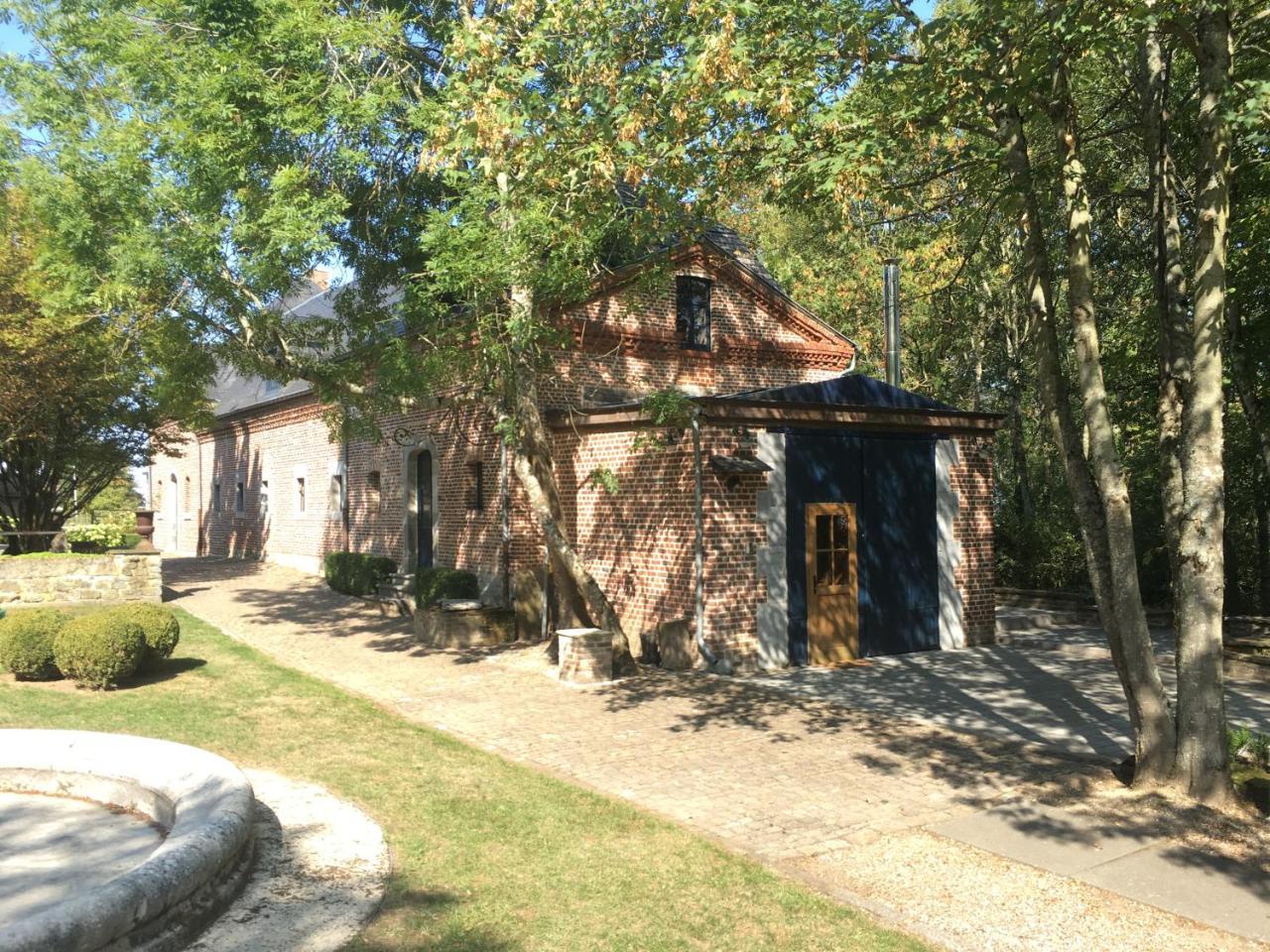 Les Confidences De Messire Sanglier, Stylished Guest Houses Beauraing Ngoại thất bức ảnh